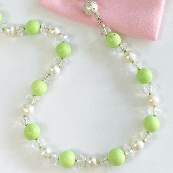 Green Turquoise, Pearl & Quartz Necklace - Picture 4 of 5